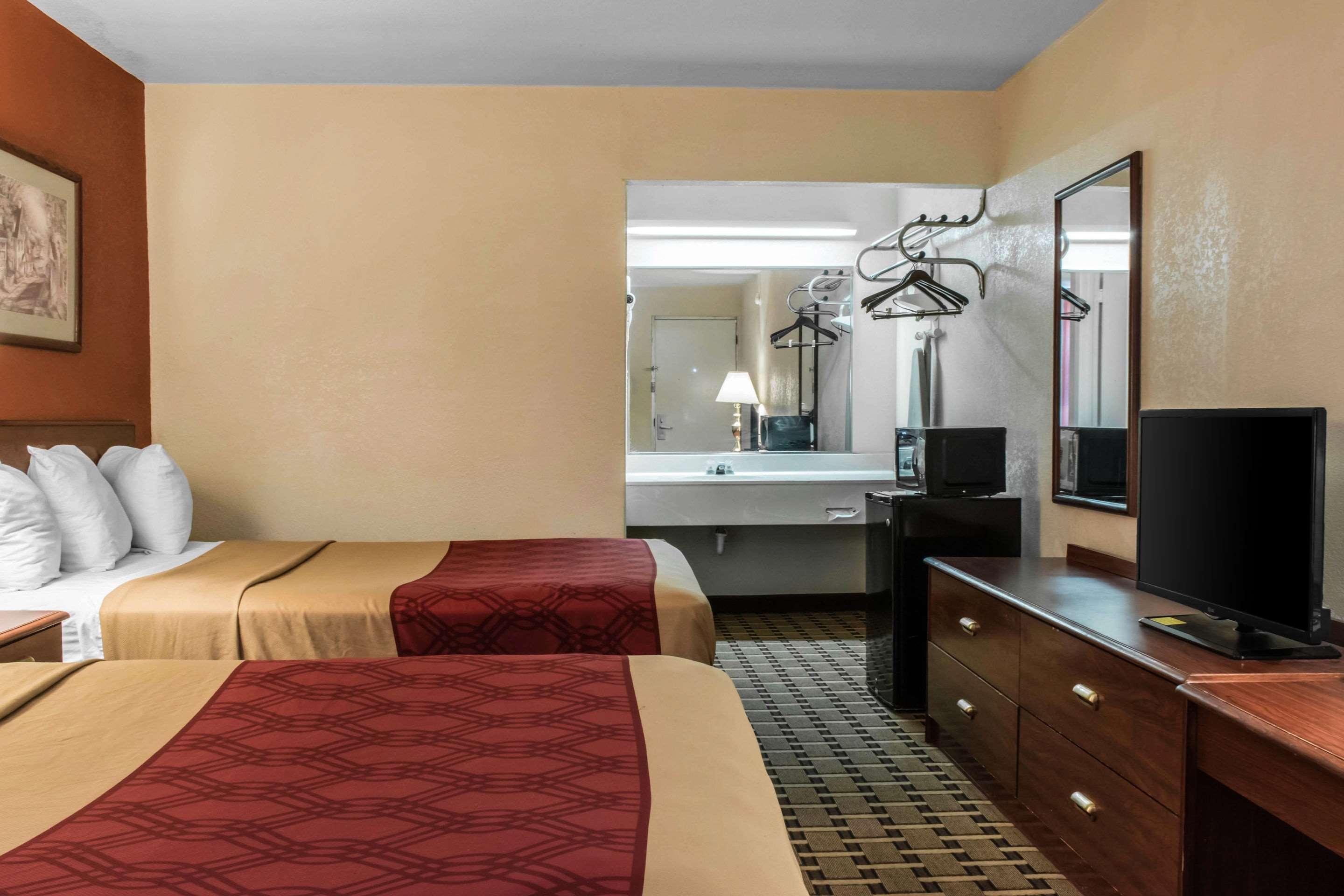 Econo Lodge Карлайл Экстерьер фото