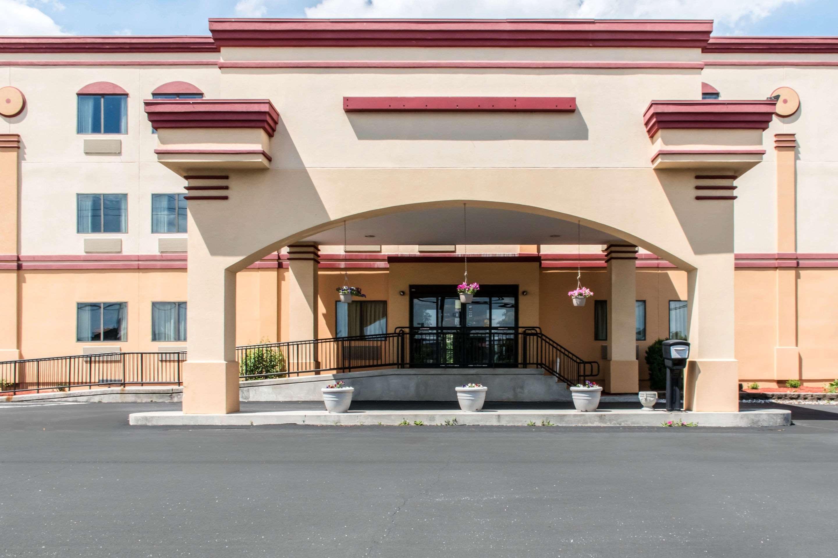 Econo Lodge Карлайл Экстерьер фото