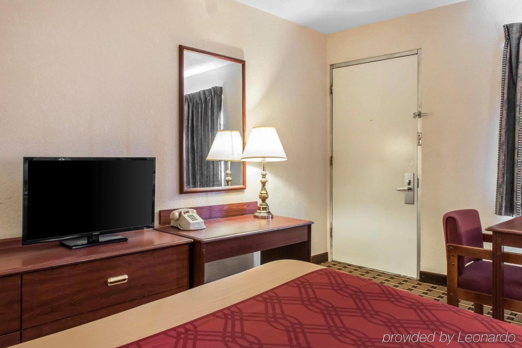 Econo Lodge Карлайл Экстерьер фото